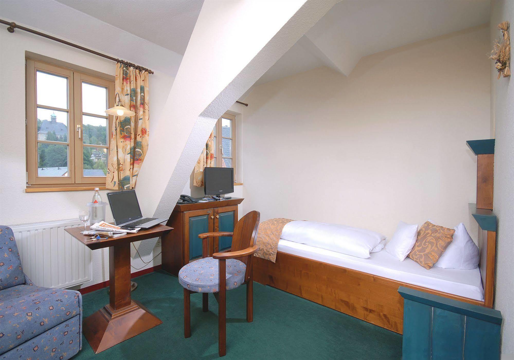 Hotel Saigerhuette Olbernhau Exterior foto
